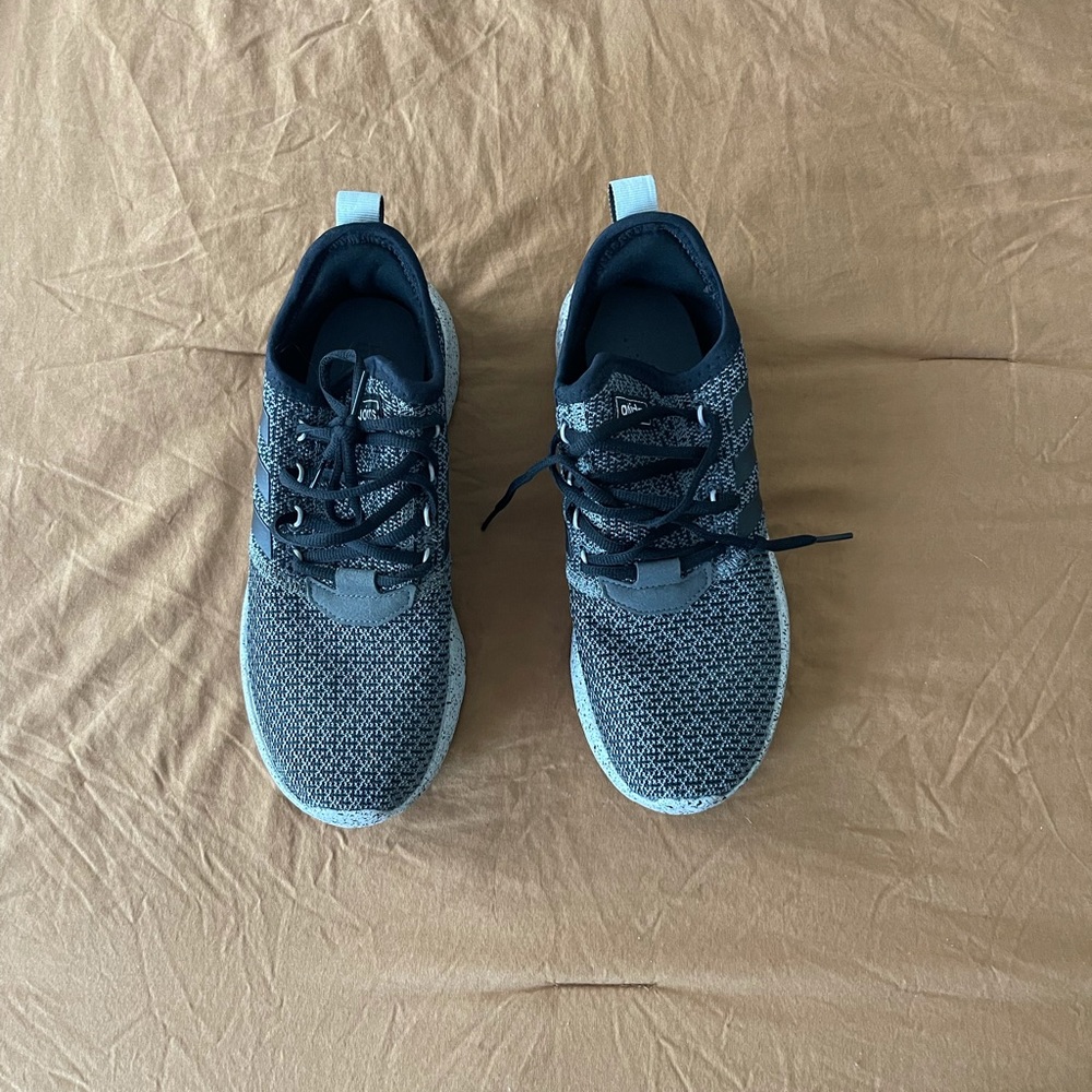 Adidas men’s running sneakers black and grey